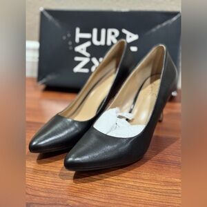 Naturalizer Elegant Black Heels